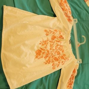 Quarter sleeve blouse